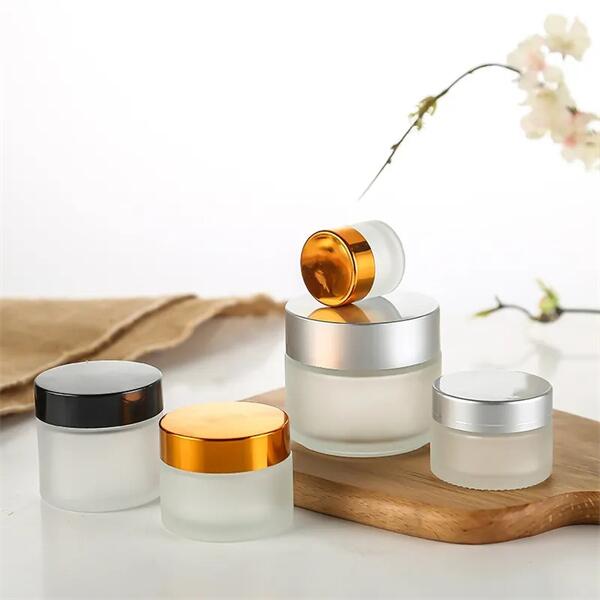 Custom Cosmetic Packaging: The Main Advantages and Challenges for Beauty Brands